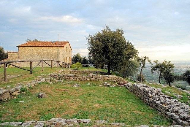 Villa con giardino e vista panoramica mozzafiato in vendita a Monsummano Terme