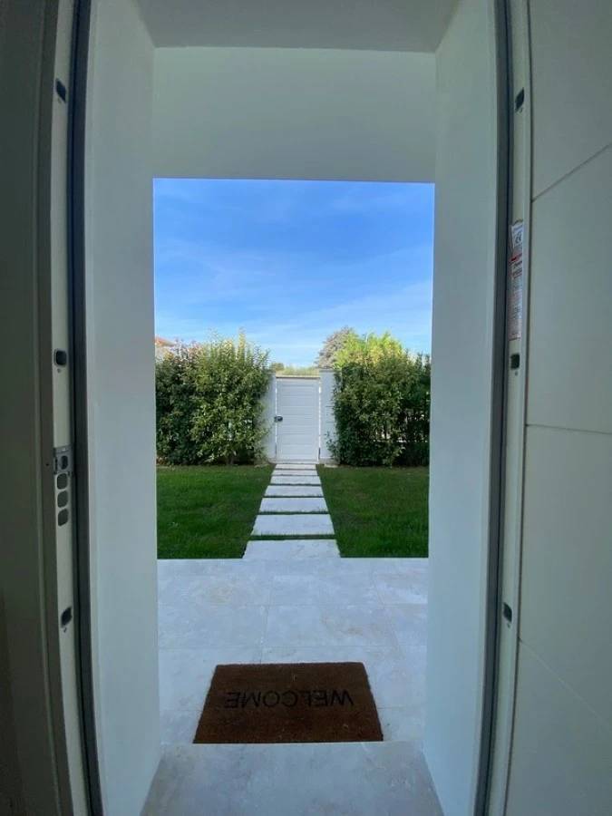 Villa di recente realizzazione con piscina in vendita a Pietrasanta