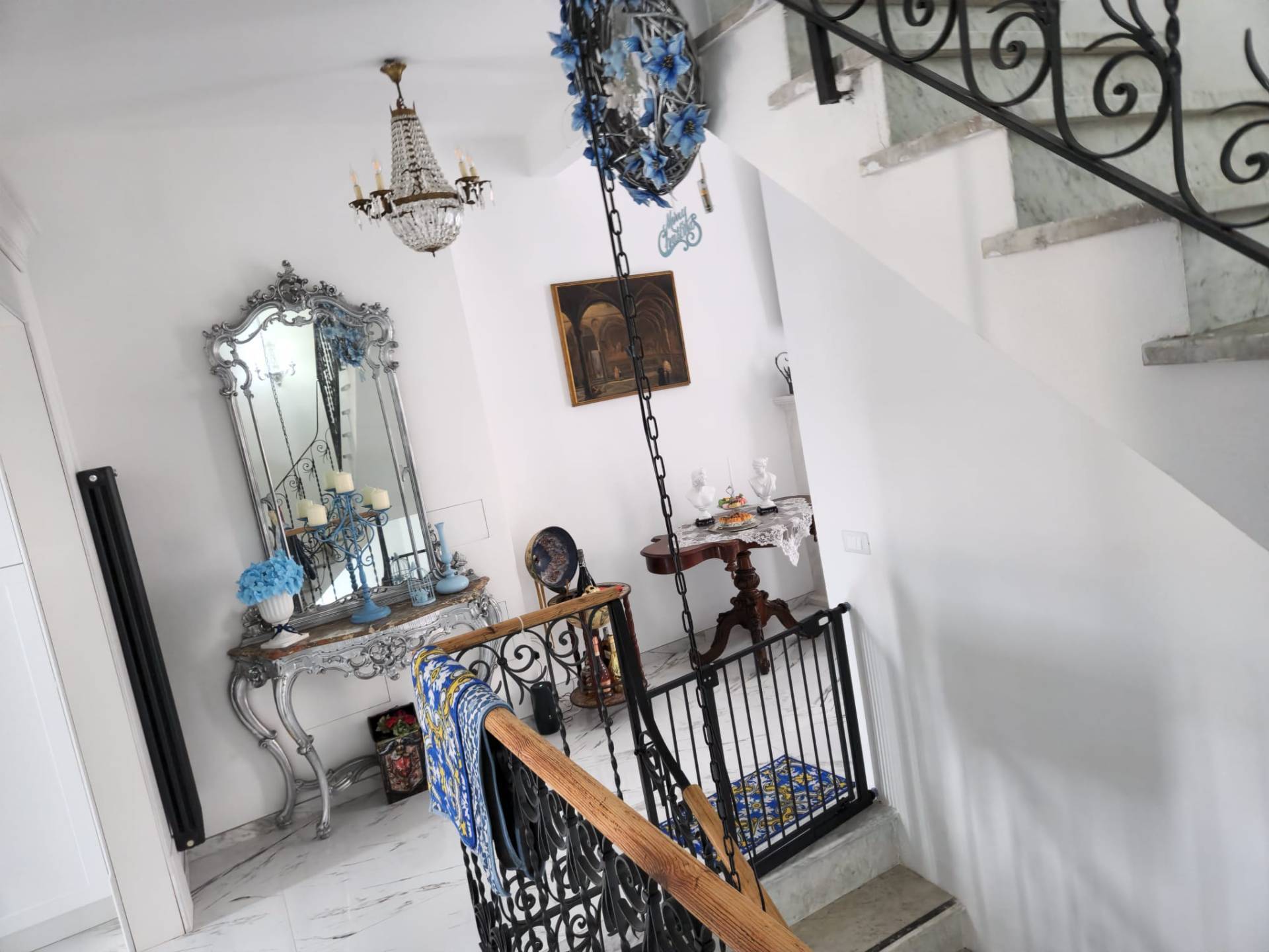 Viareggina libera su due lati con dependance completamente ristrutturata in vendita a Viareggio