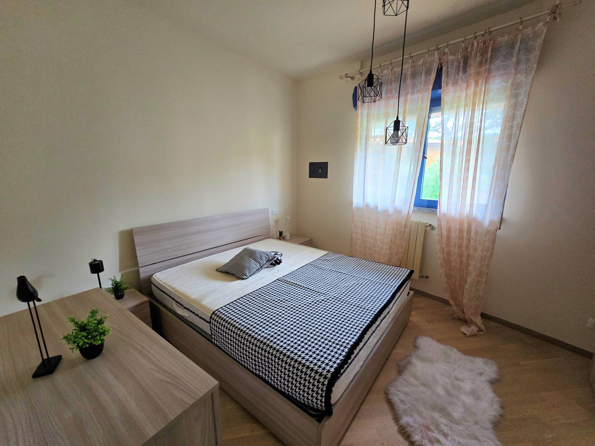 Appartamento al piano primo con ascensore in complesso residenziale con piscina in vendita a Rosigna