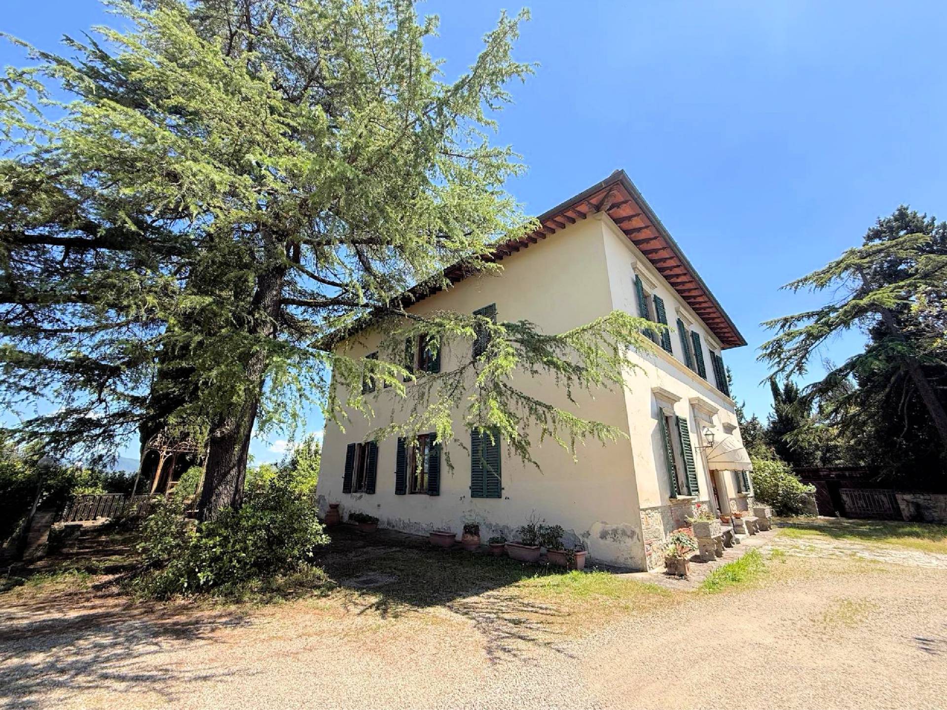 Casa indipendente con giardino in vendita a Greve in Chianti
