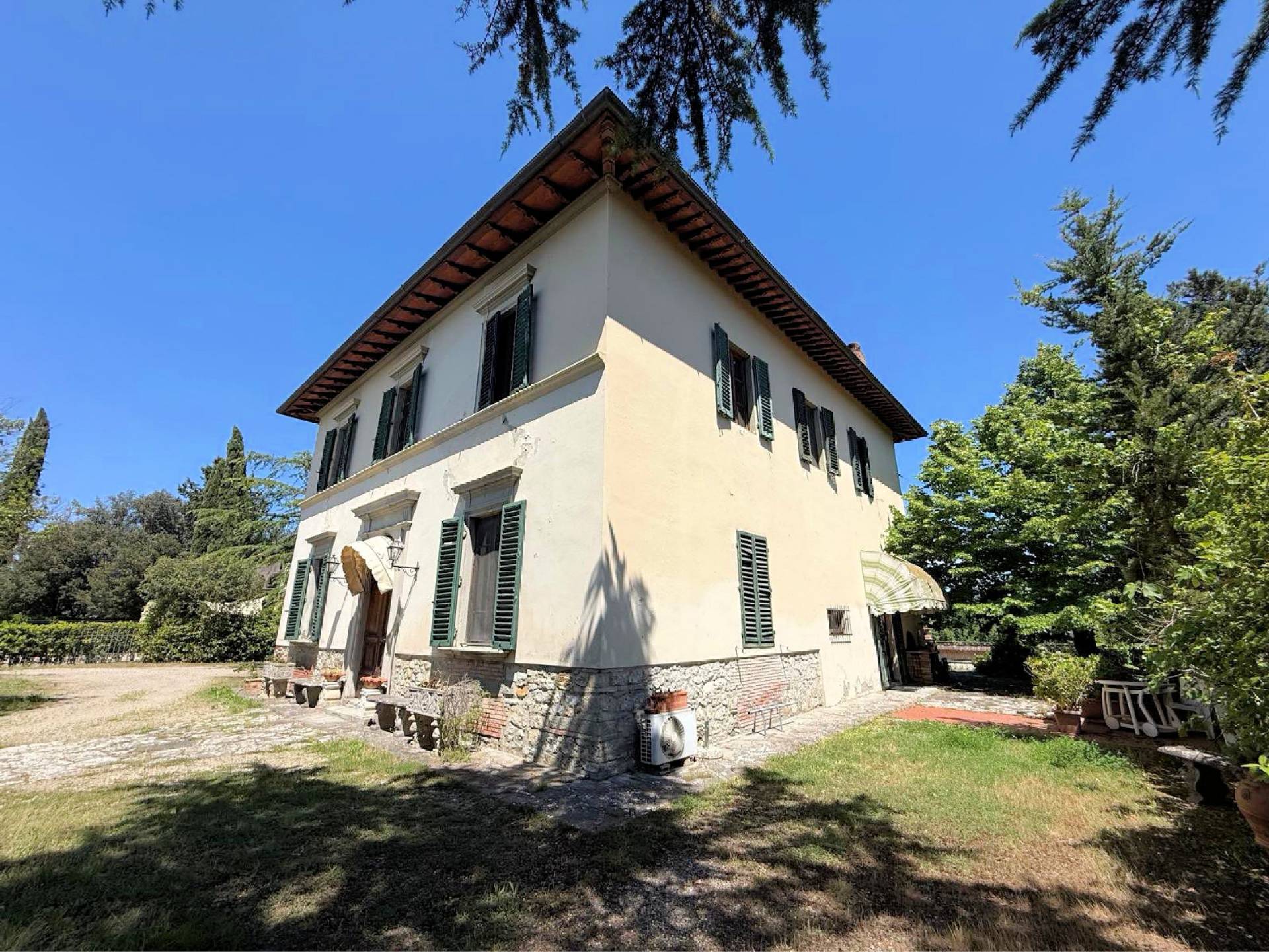 Casa indipendente con giardino in vendita a Greve in Chianti