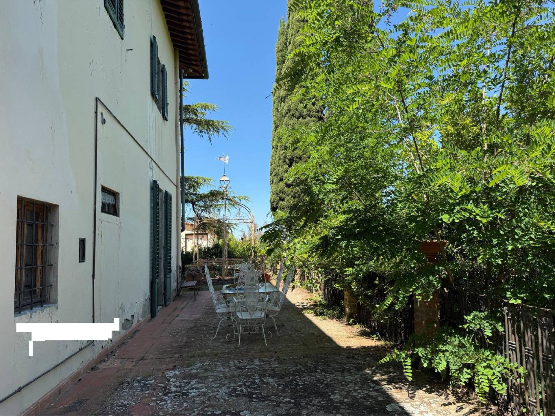 Casa indipendente con giardino in vendita a Greve in Chianti