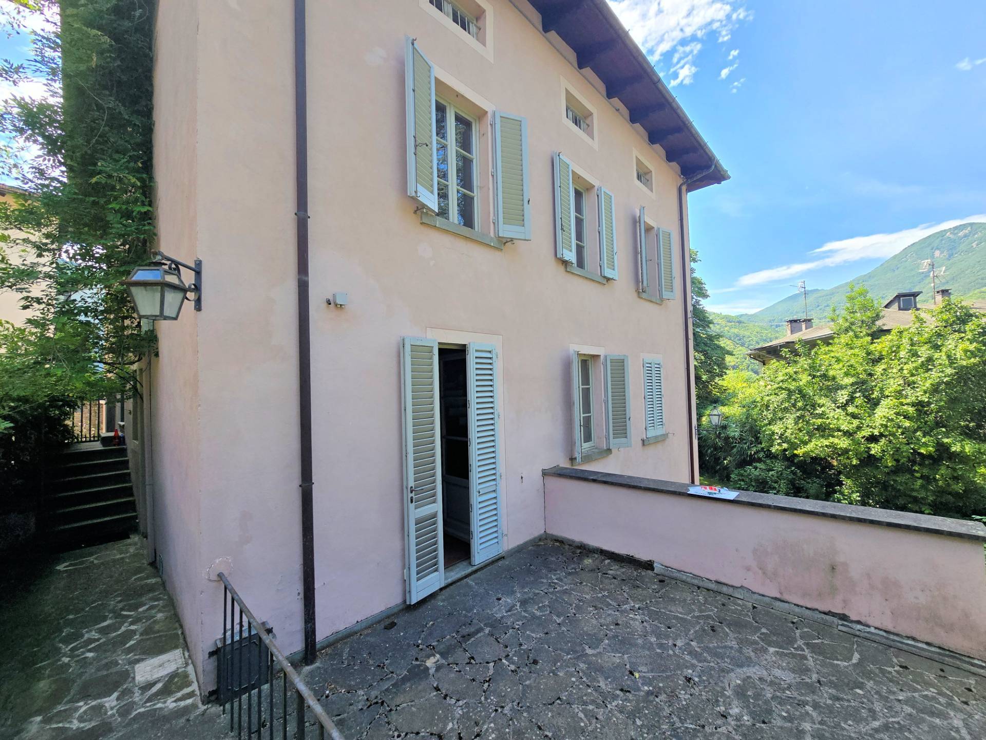 Appartamento con ingresso indipendente e giardino in vendita a Abetone Cutigliano