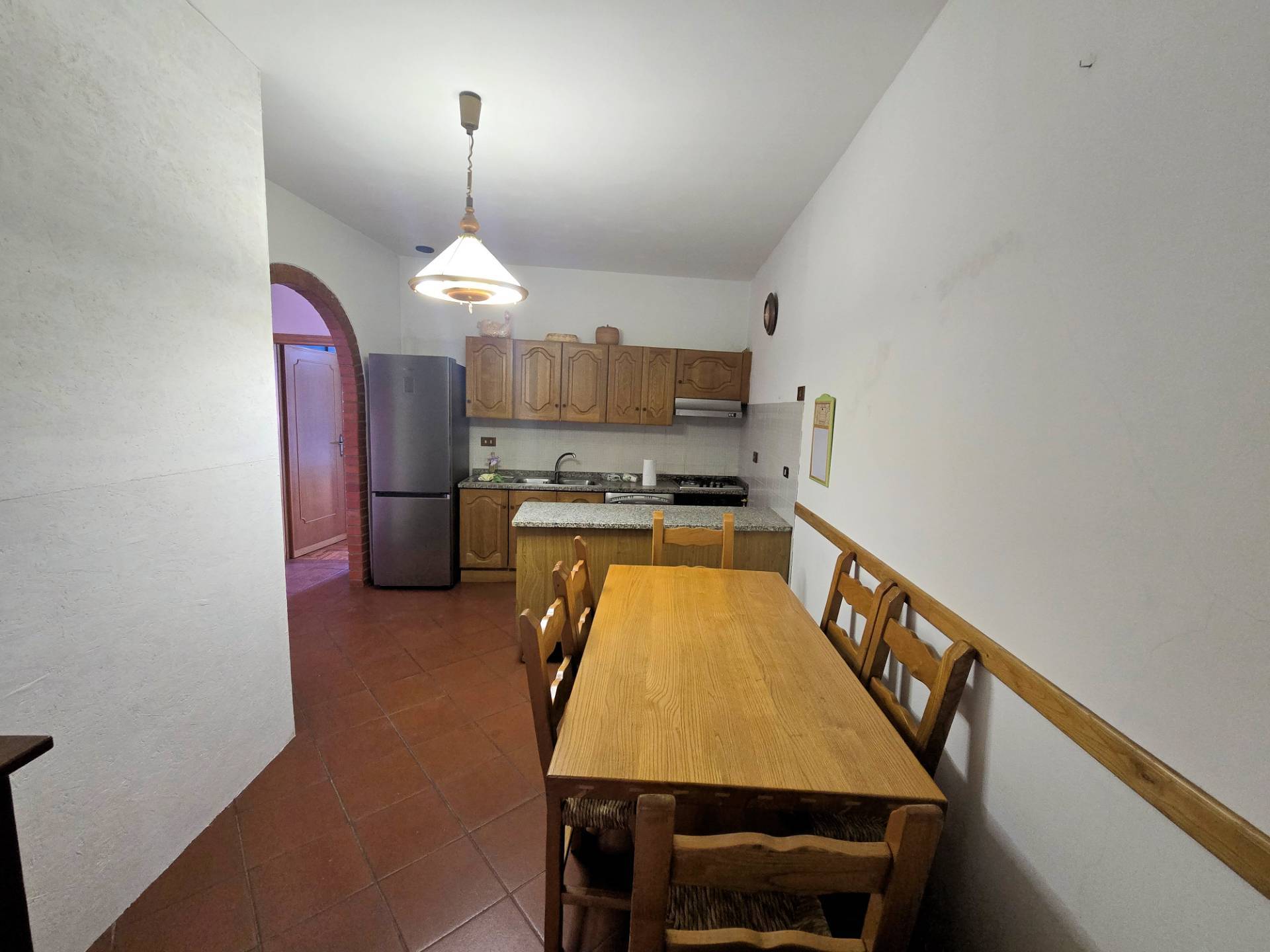 Terratetto completamente ristrutturato con terrazza panoramica in centro storico in vendita a Pescia