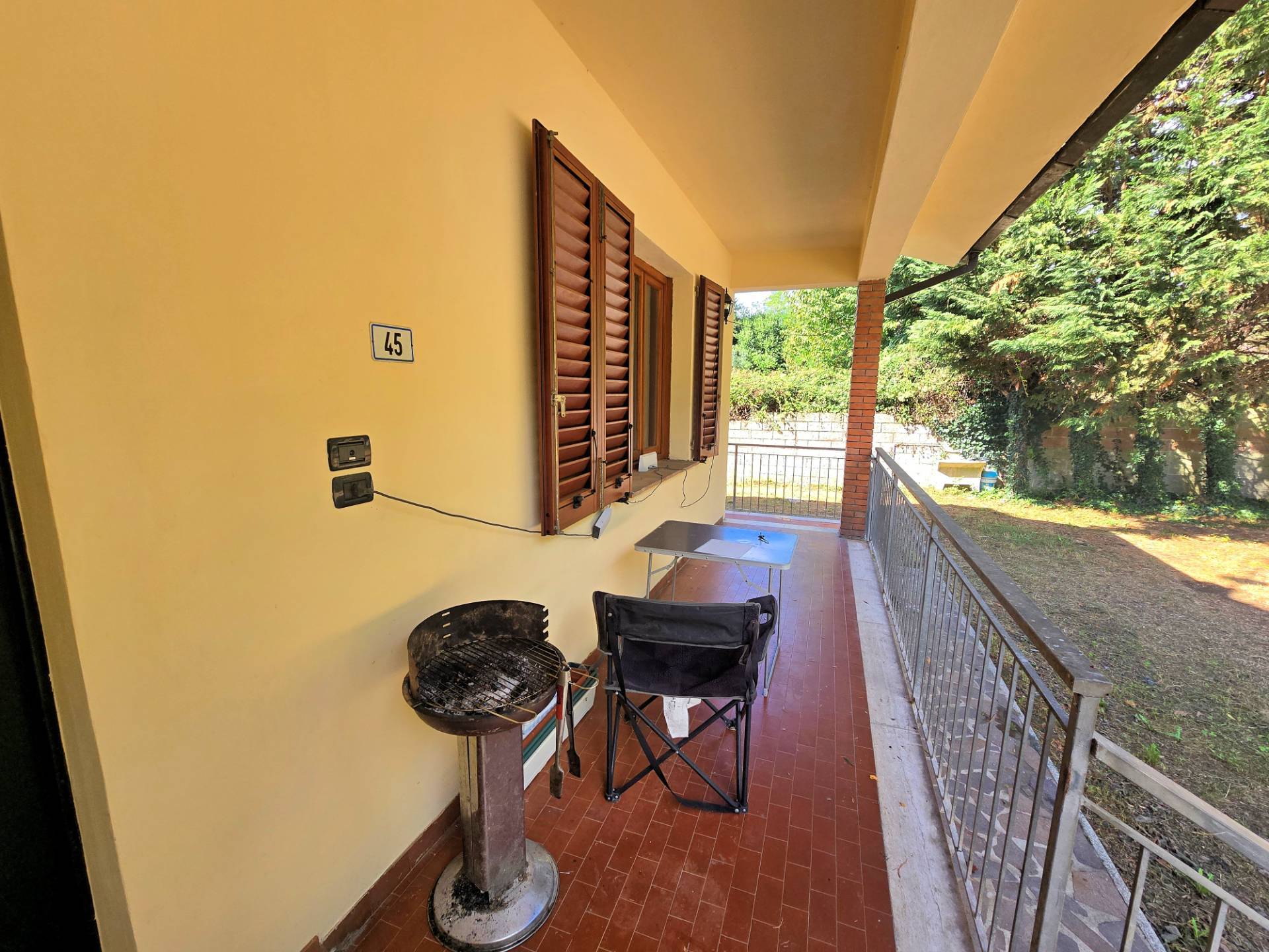 Villetta libera su quattro lati con giardino in vendita a Marliana