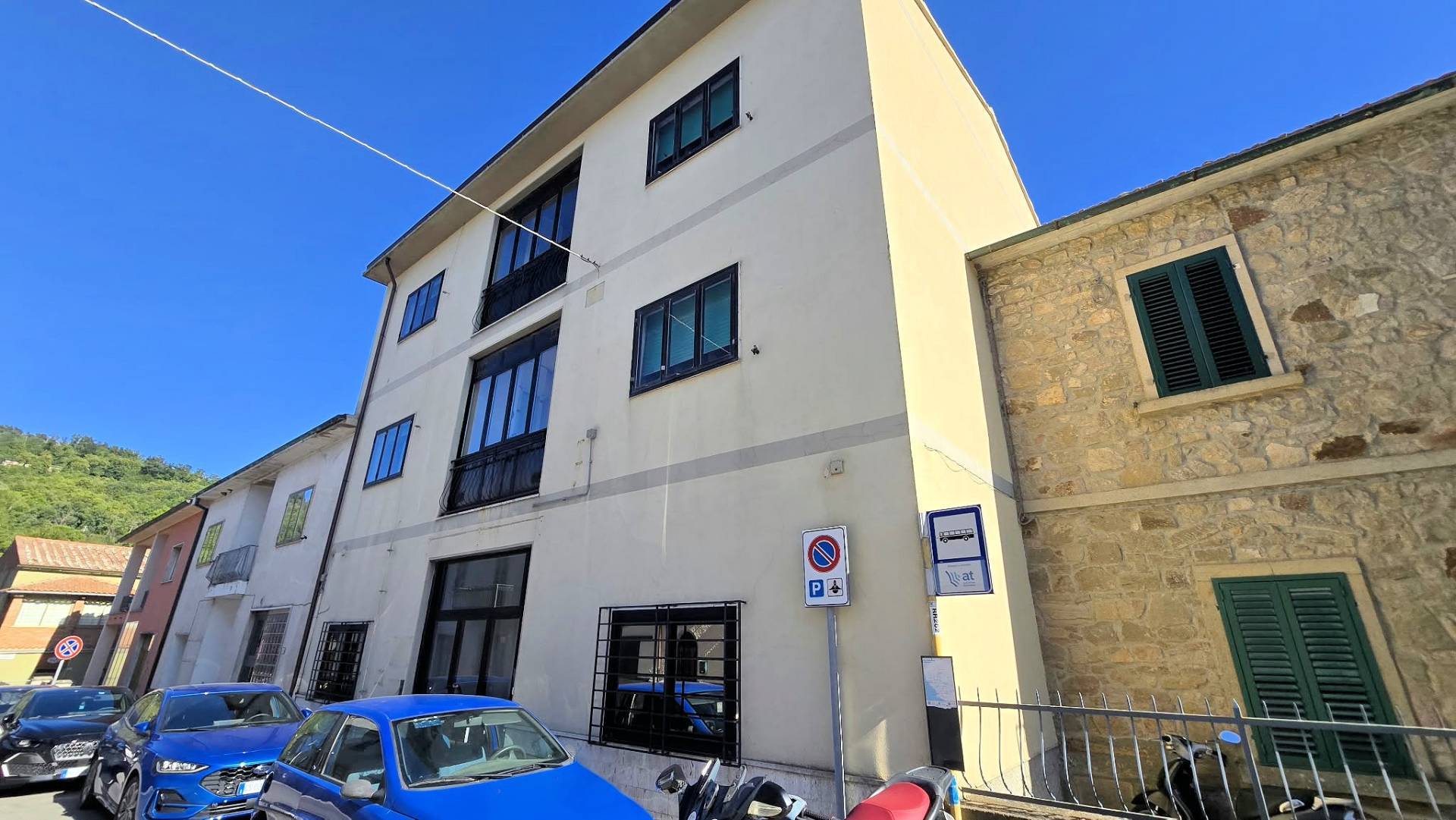 Palazzina terratetto nel centro del paese in vendita a Roccastrada, Roccatederighi