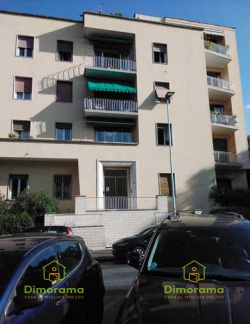 Appartamento con terrazzo in via fratelli bronzetti 16, Firenze