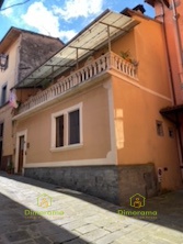 Casa indipendente con terrazzo in via domenico bertini, Gallicano