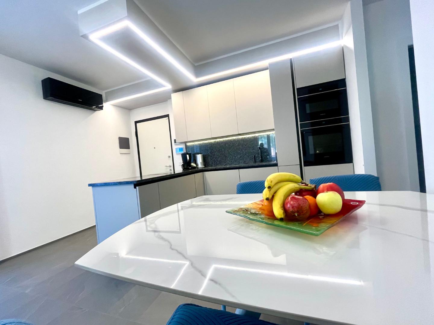 Trilocale con terrazzi, Carrara avenza