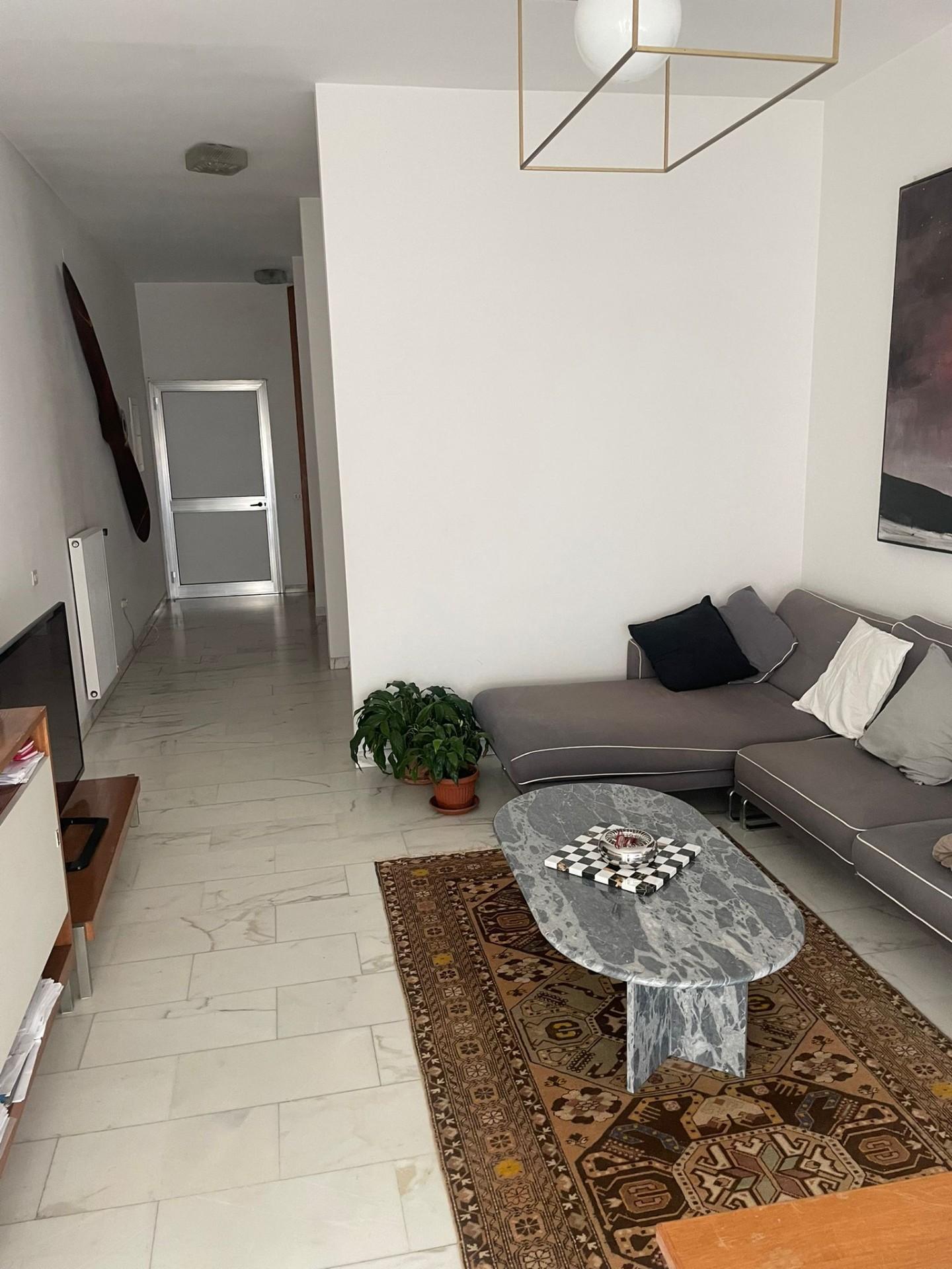 Villa con giardino, Carrara marina di