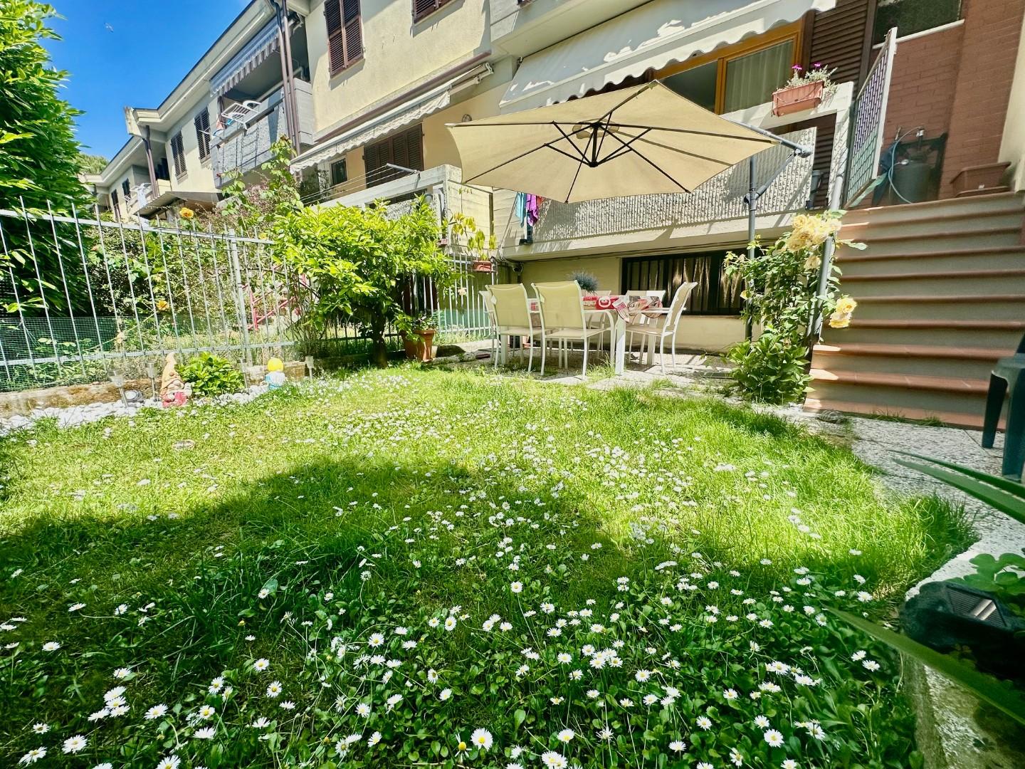 Casa indipendente con giardino, Carrara avenza