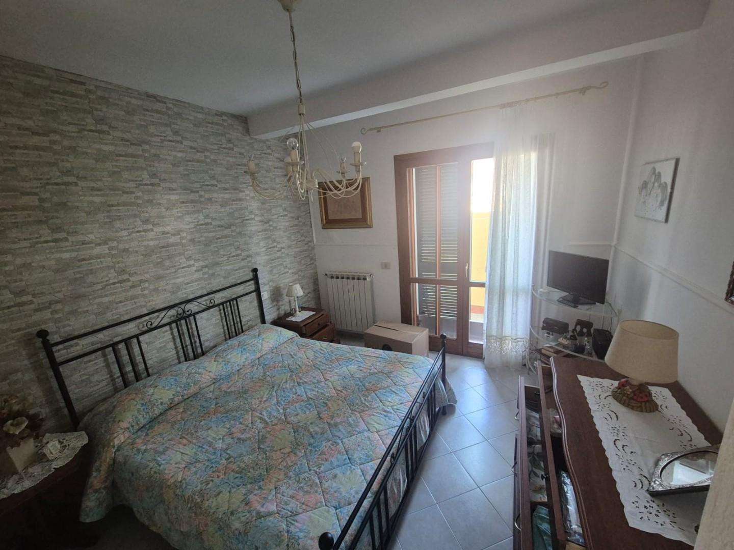 Bilocale ristrutturato, Carrara marina di