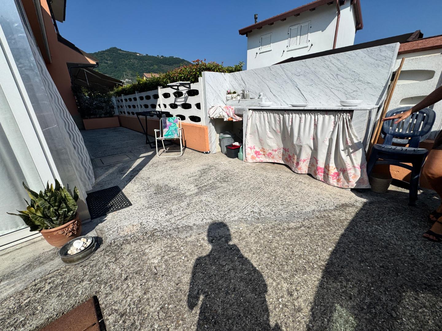 Casa indipendente con giardino, Carrara fossone