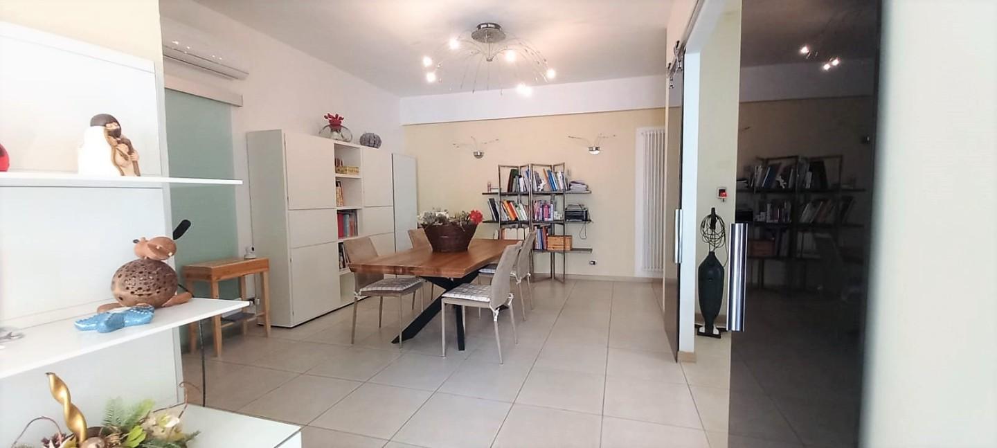 Appartamento in vendita, Carrara marina di