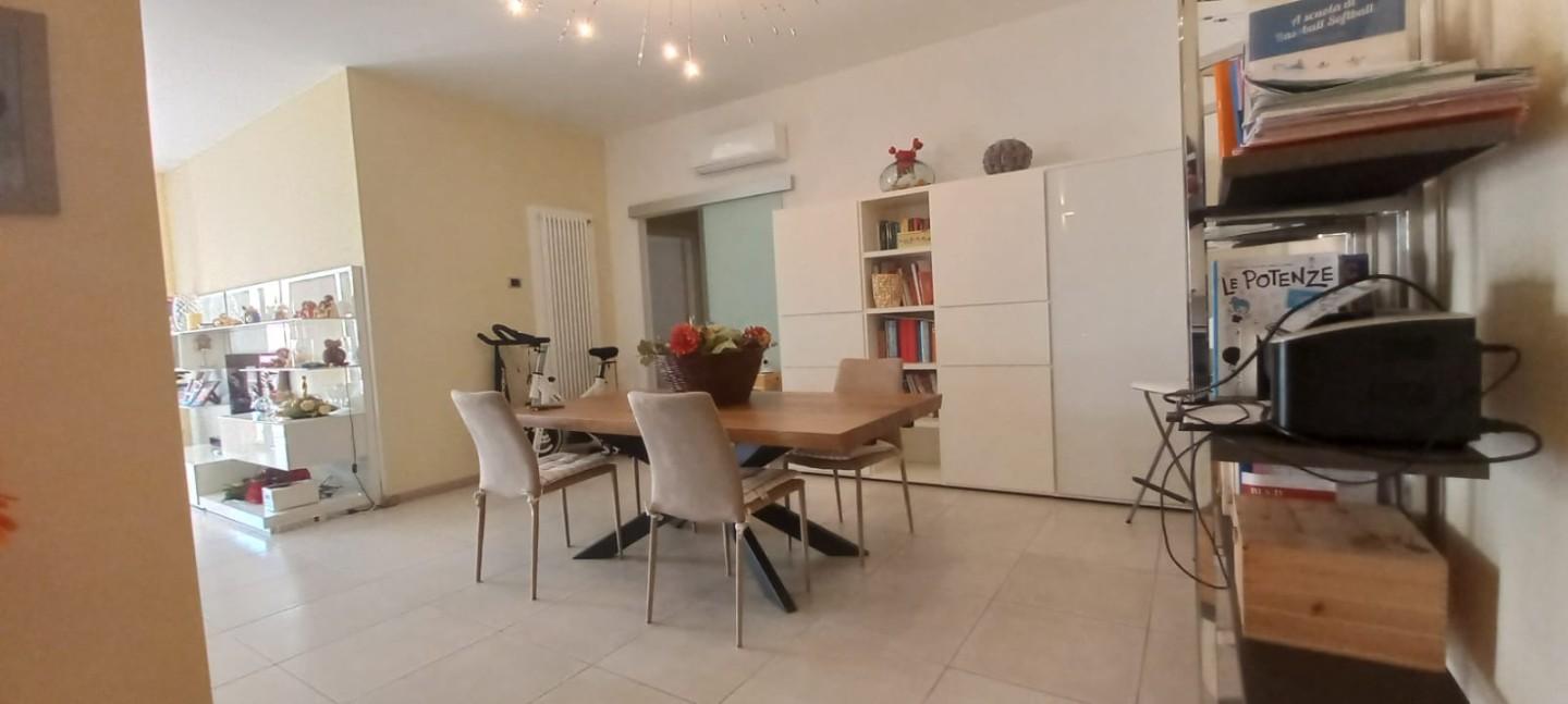 Appartamento in vendita, Carrara marina di