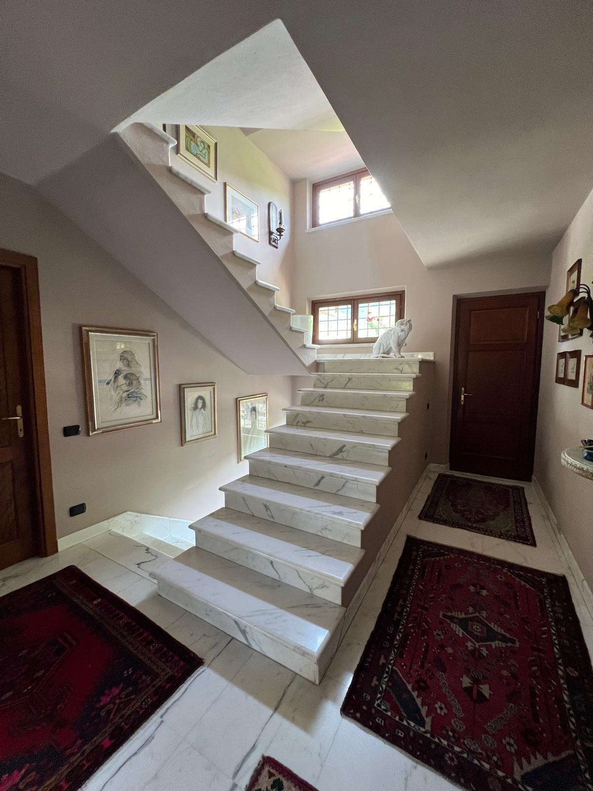 Casa indipendente con giardino, Carrara fossone