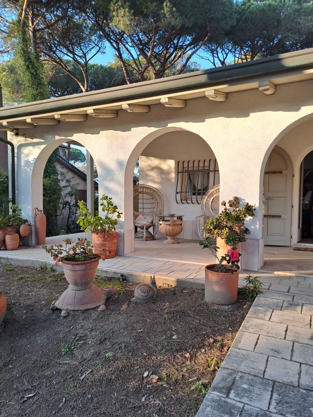Villa con giardino a Ravenna