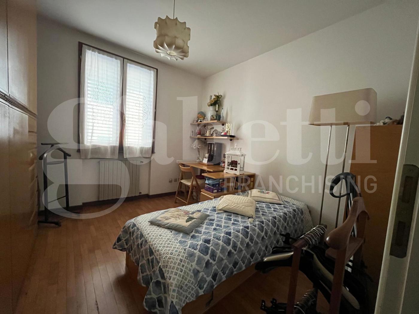 Villa con giardino a Ravenna