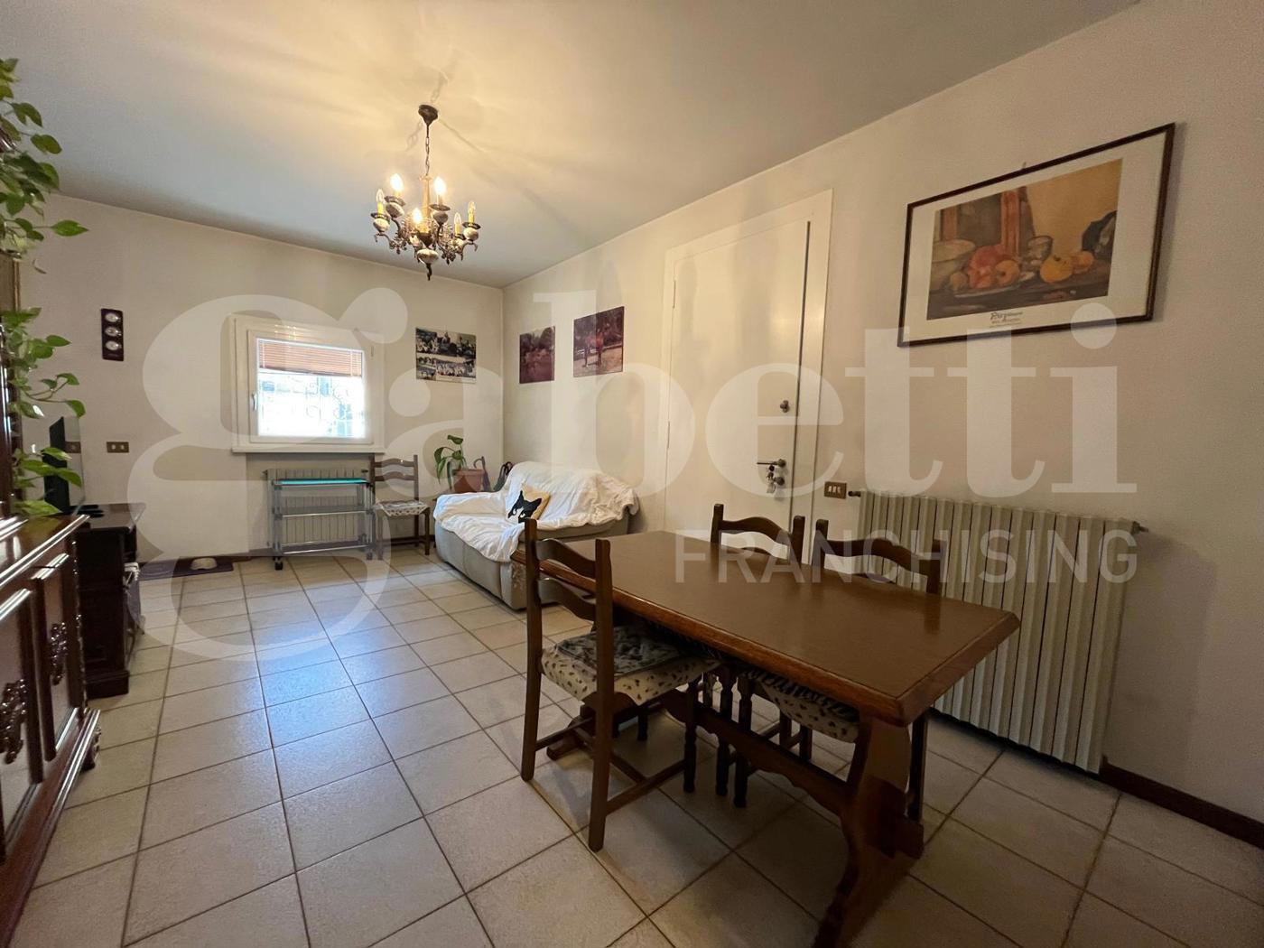 Villa con giardino a Ravenna