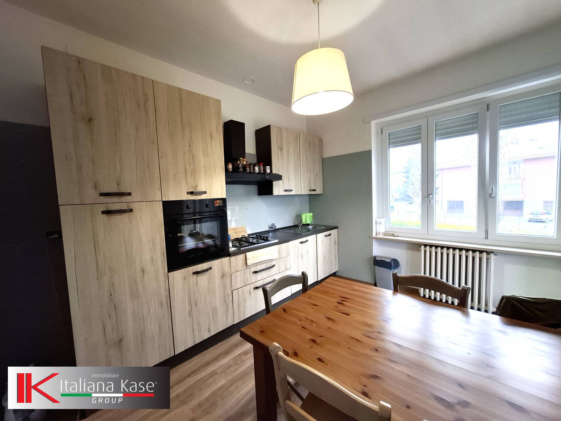 Porzione di bifamiliare in vendita a Castiglione Torinese, Centro