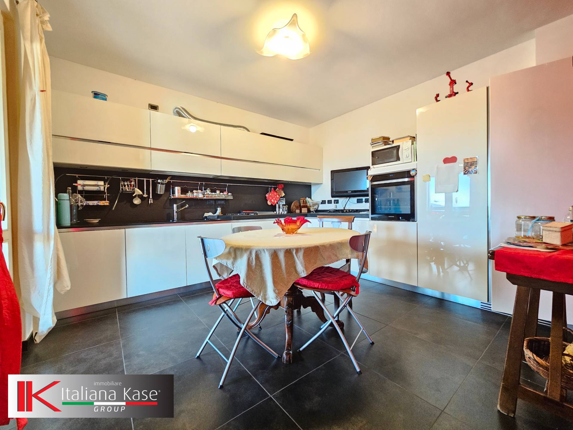 appartamento con terrazzo in vendita a Gassino Torinese, Gassino Torinese