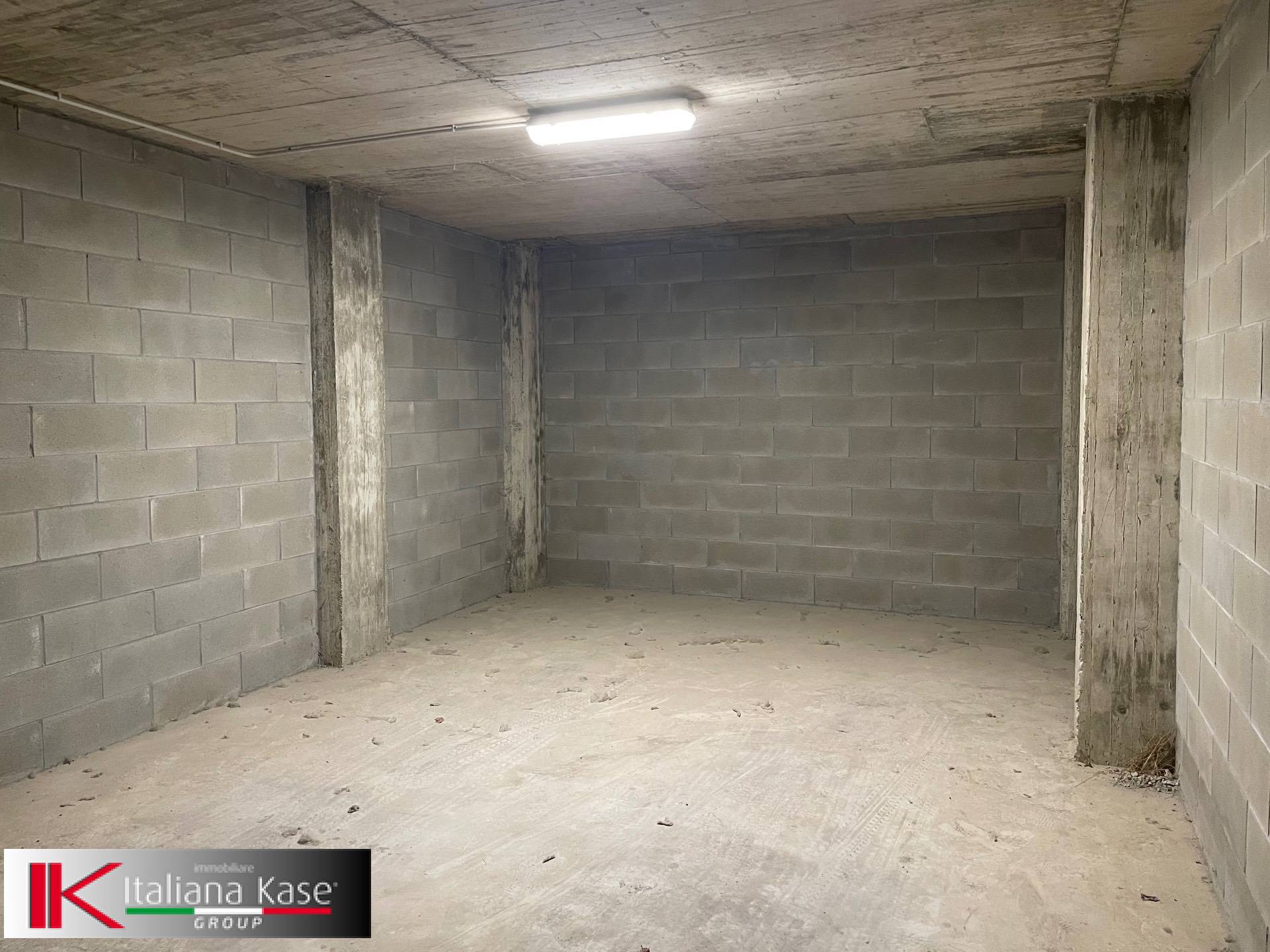 Box o garage in vendita a Gassino Torinese, Gassino Torinese