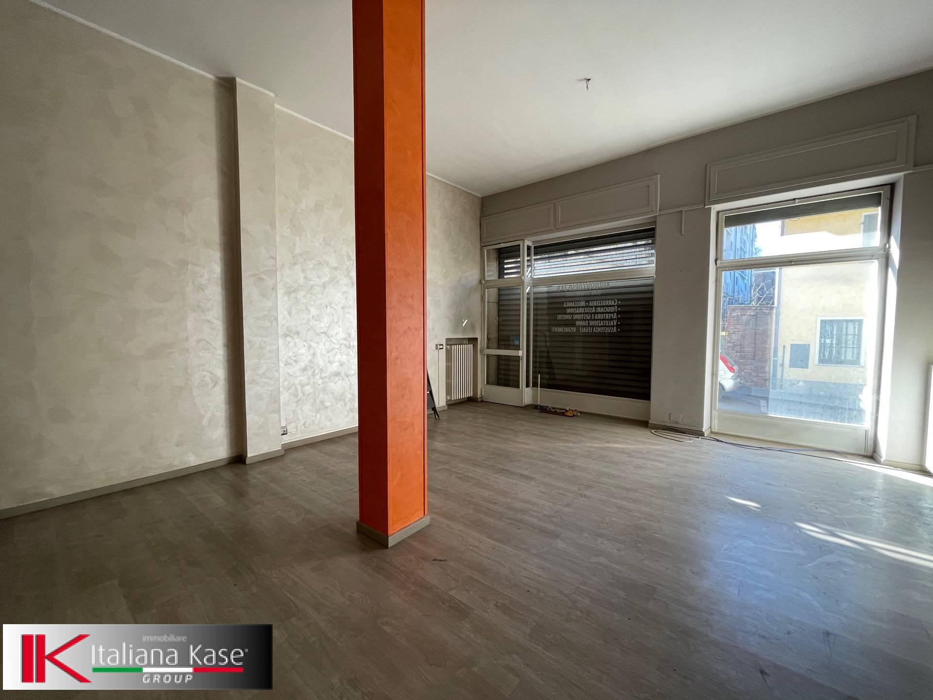 Negozio in affitto a Gassino Torinese