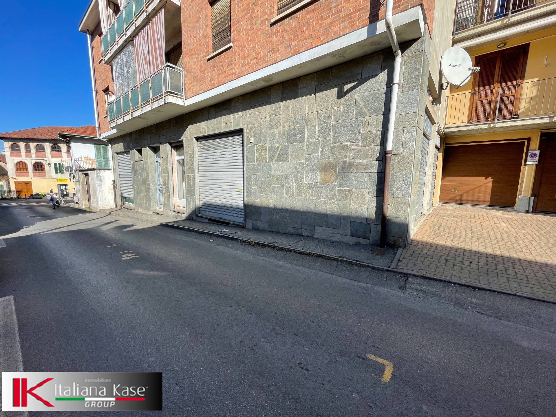 Negozio in affitto a Gassino Torinese