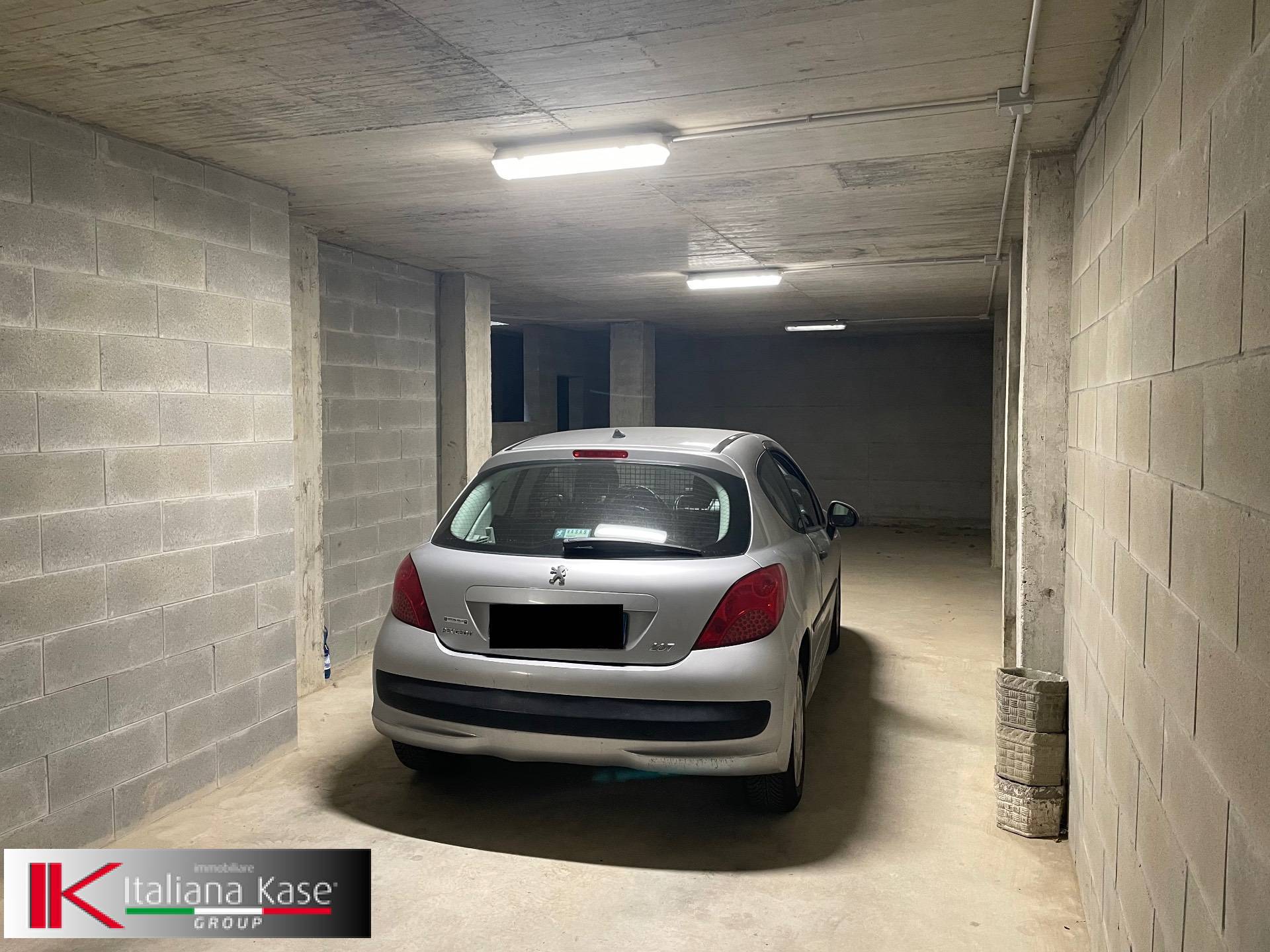 Box o garage in vendita a Gassino Torinese, Gassino Torinese