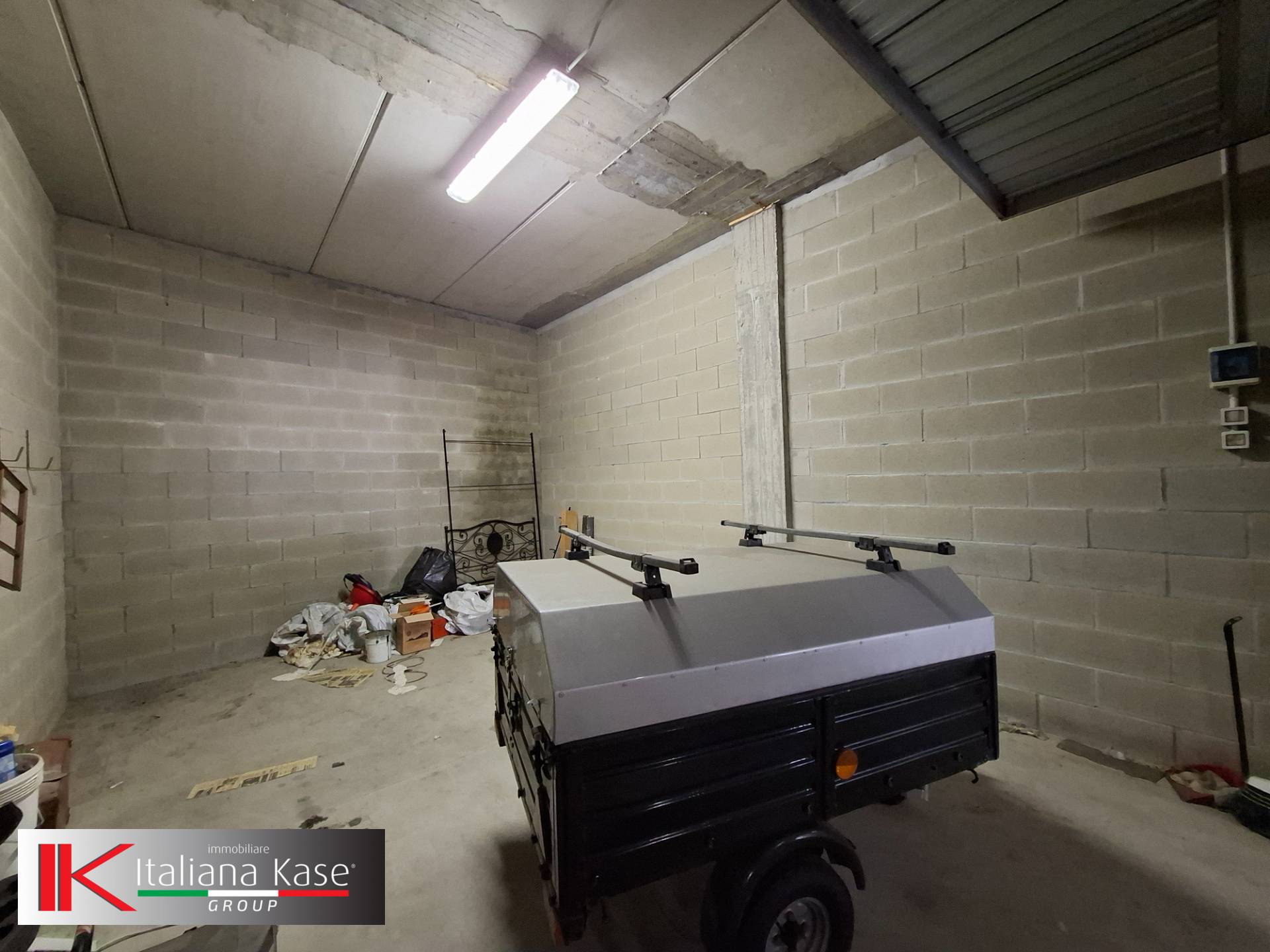 Box in vendita a Gassino Torinese