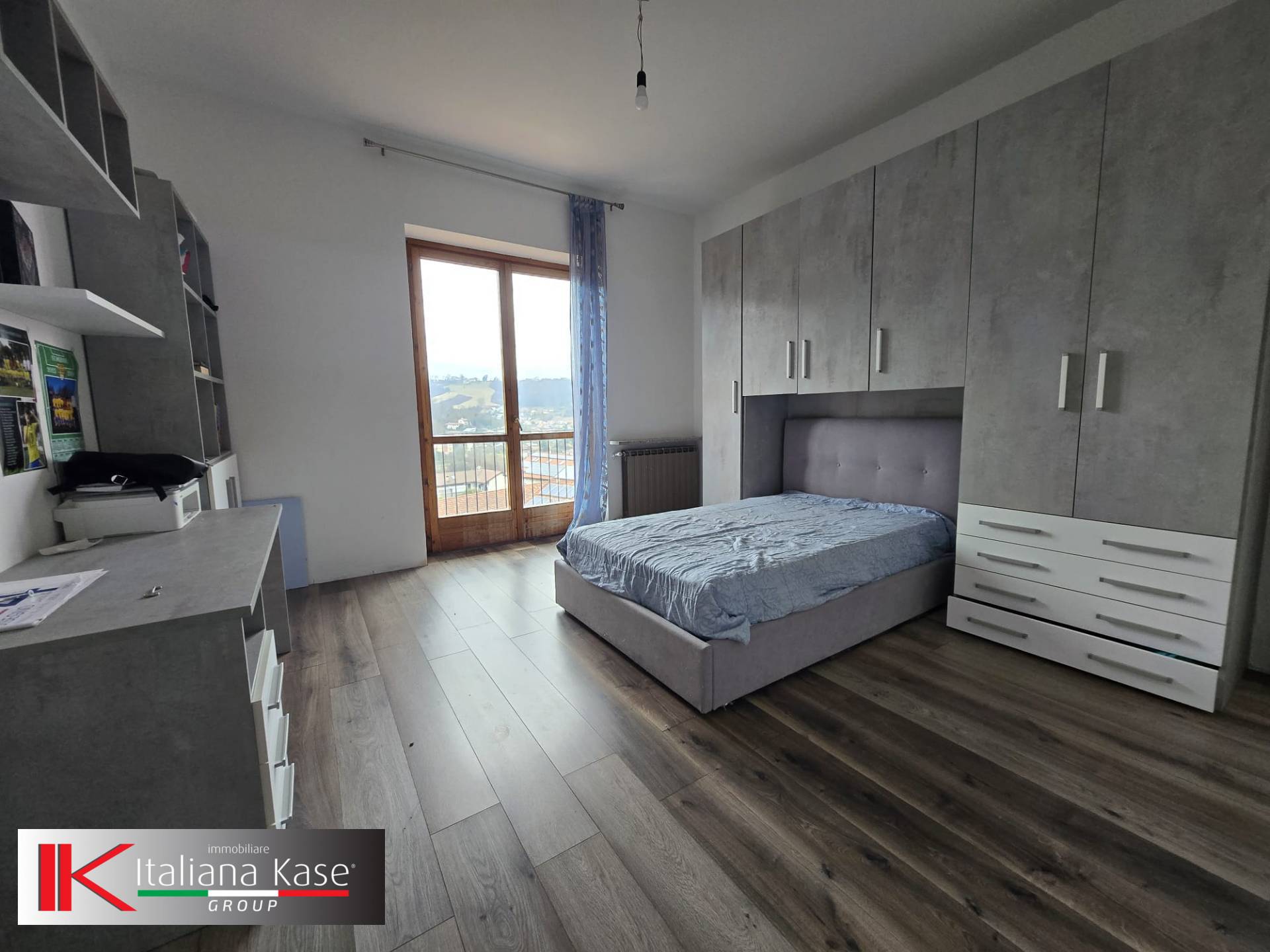 appartamento con terrazzo in vendita a Castiglione Torinese