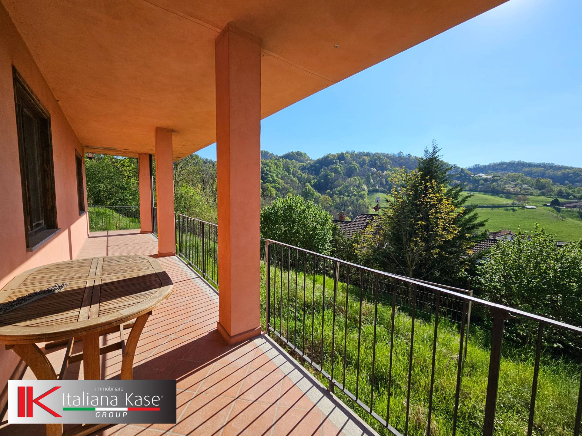 appartamento con giardino in vendita a Castiglione Torinese