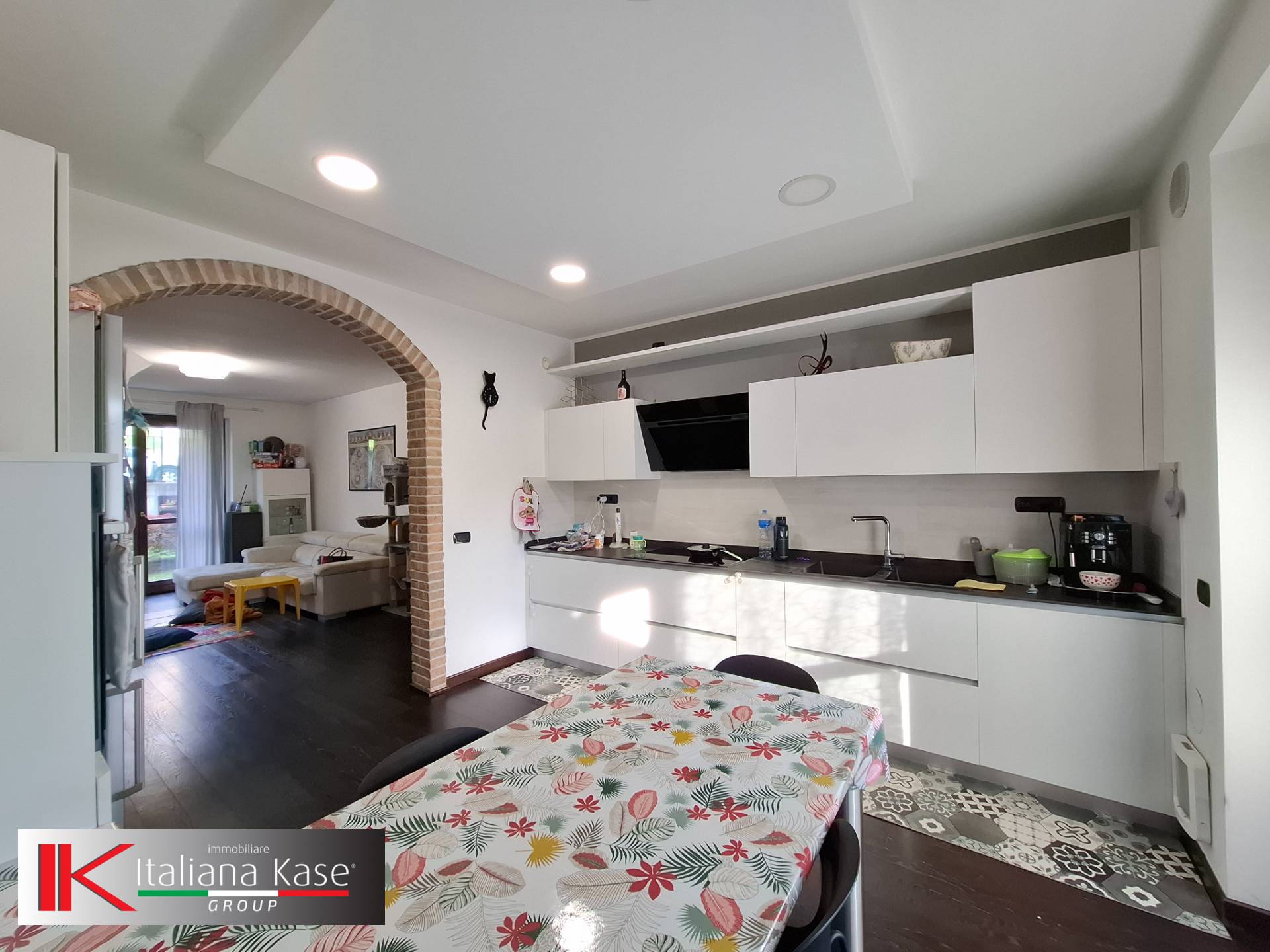 appartamento con giardino in vendita a Castiglione Torinese