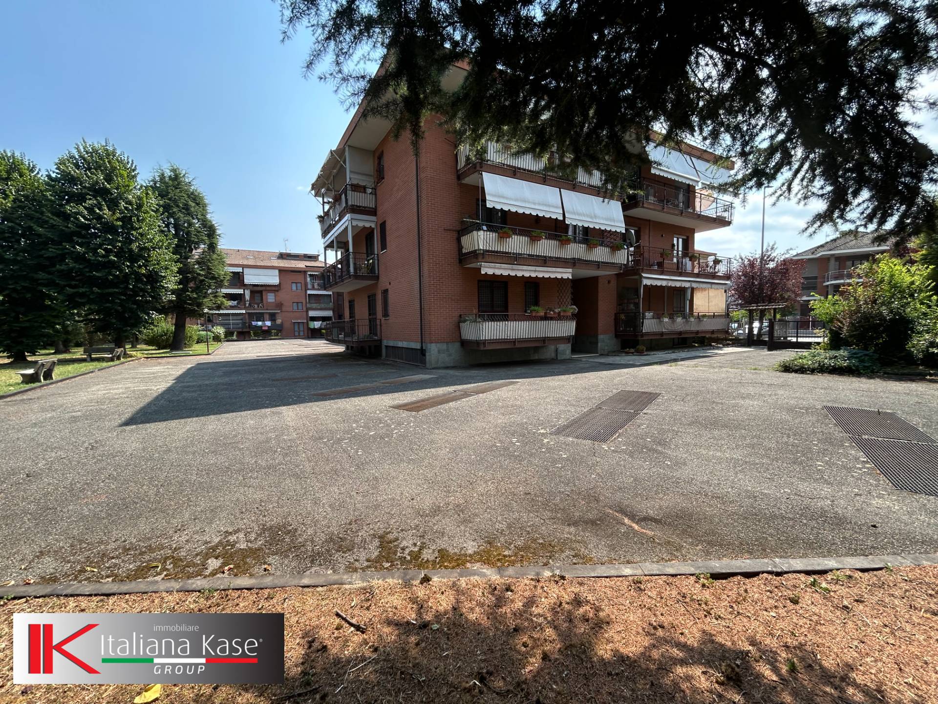 appartamento con terrazzo in vendita a San Mauro Torinese