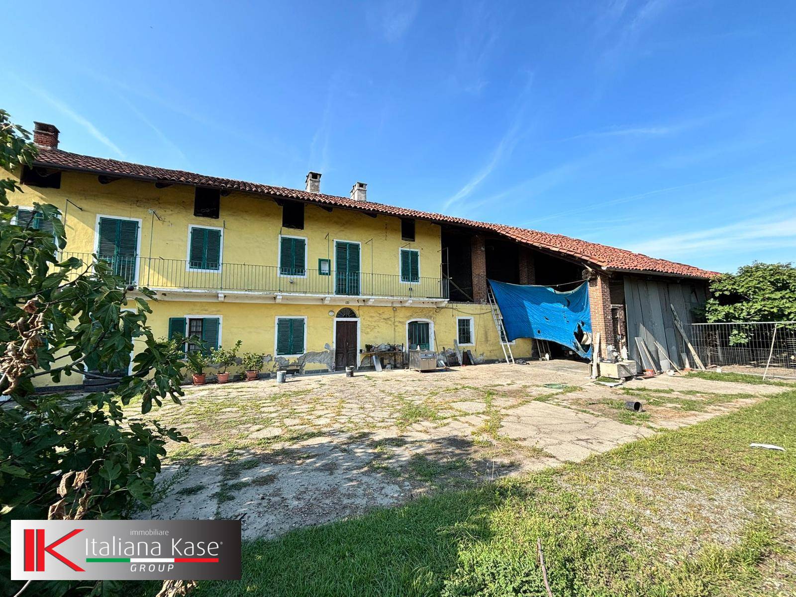 Rustici / cascine / case in vendita a Brandizzo