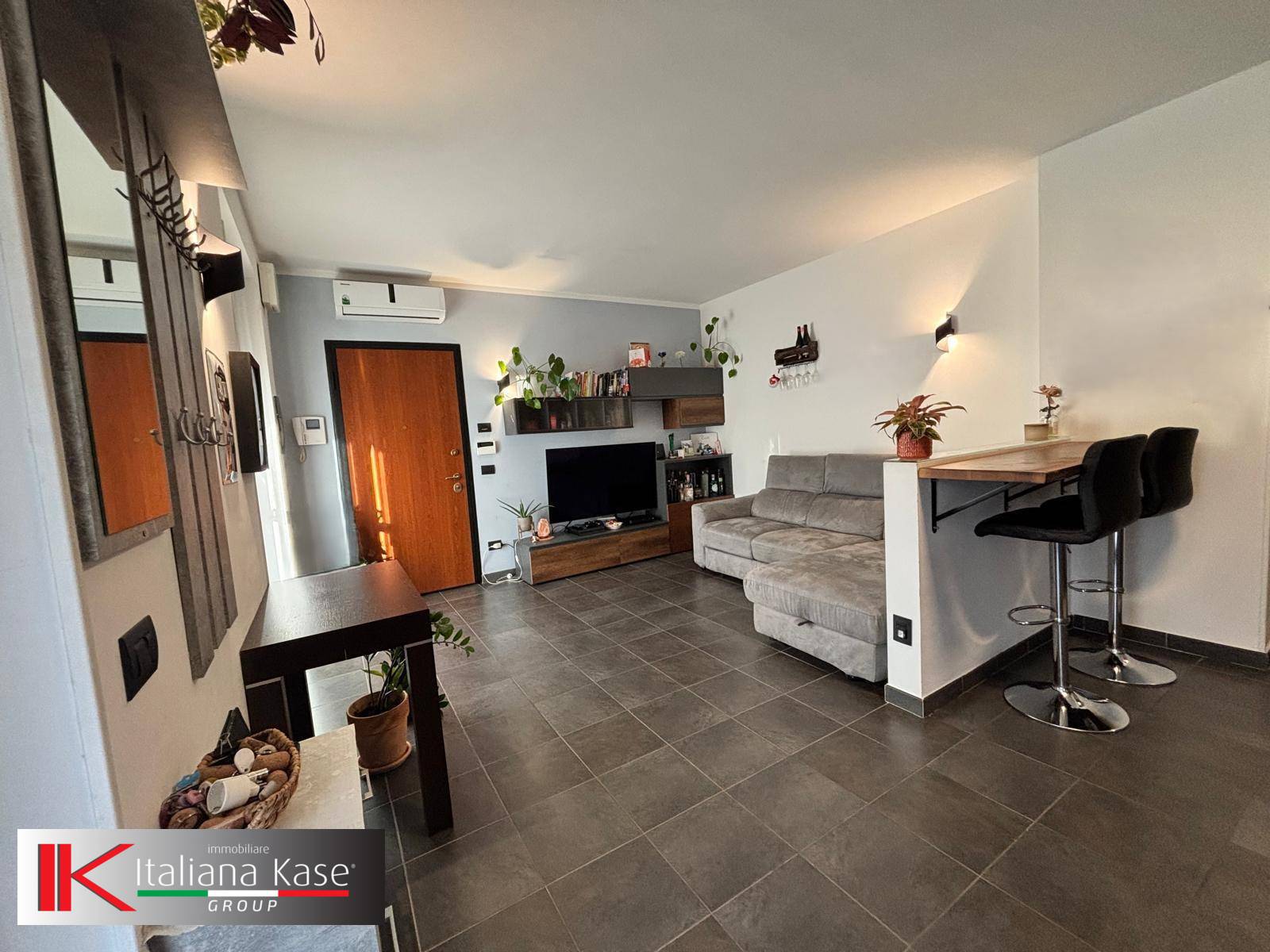 2 locali in vendita a Brandizzo