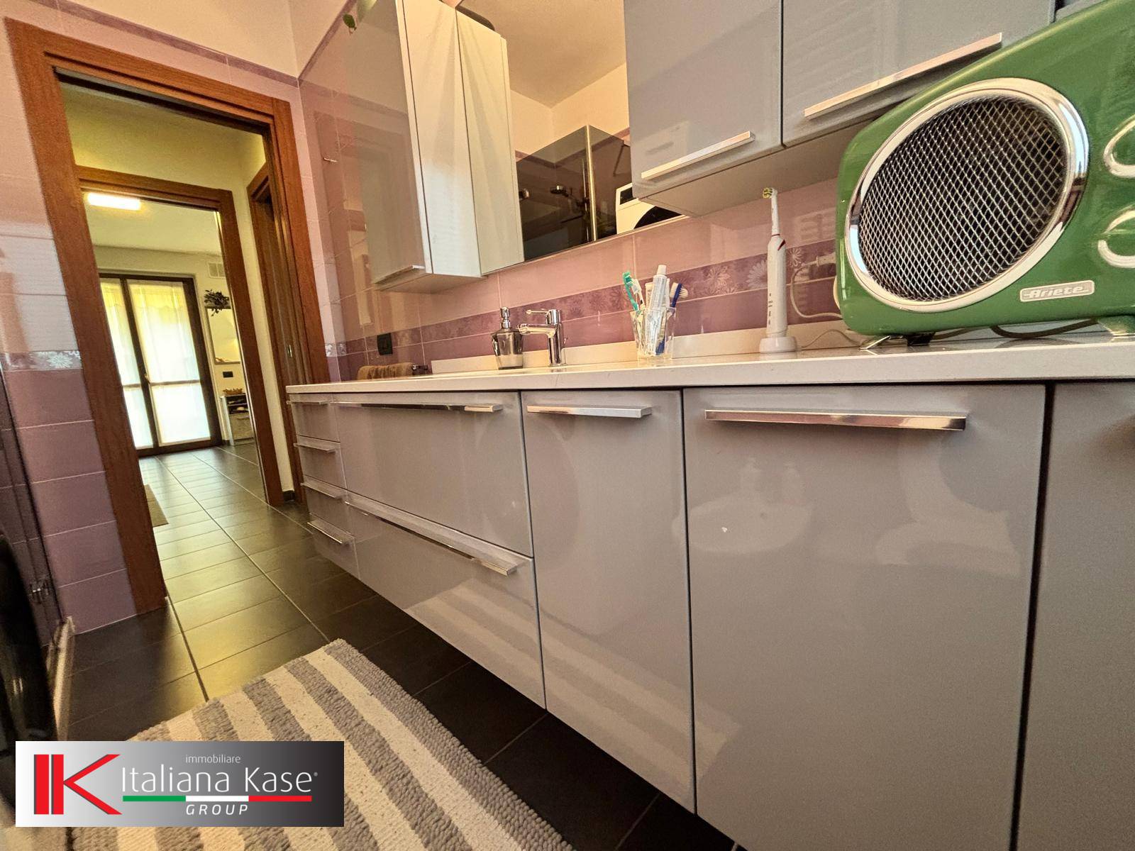 2 locali in vendita a Brandizzo