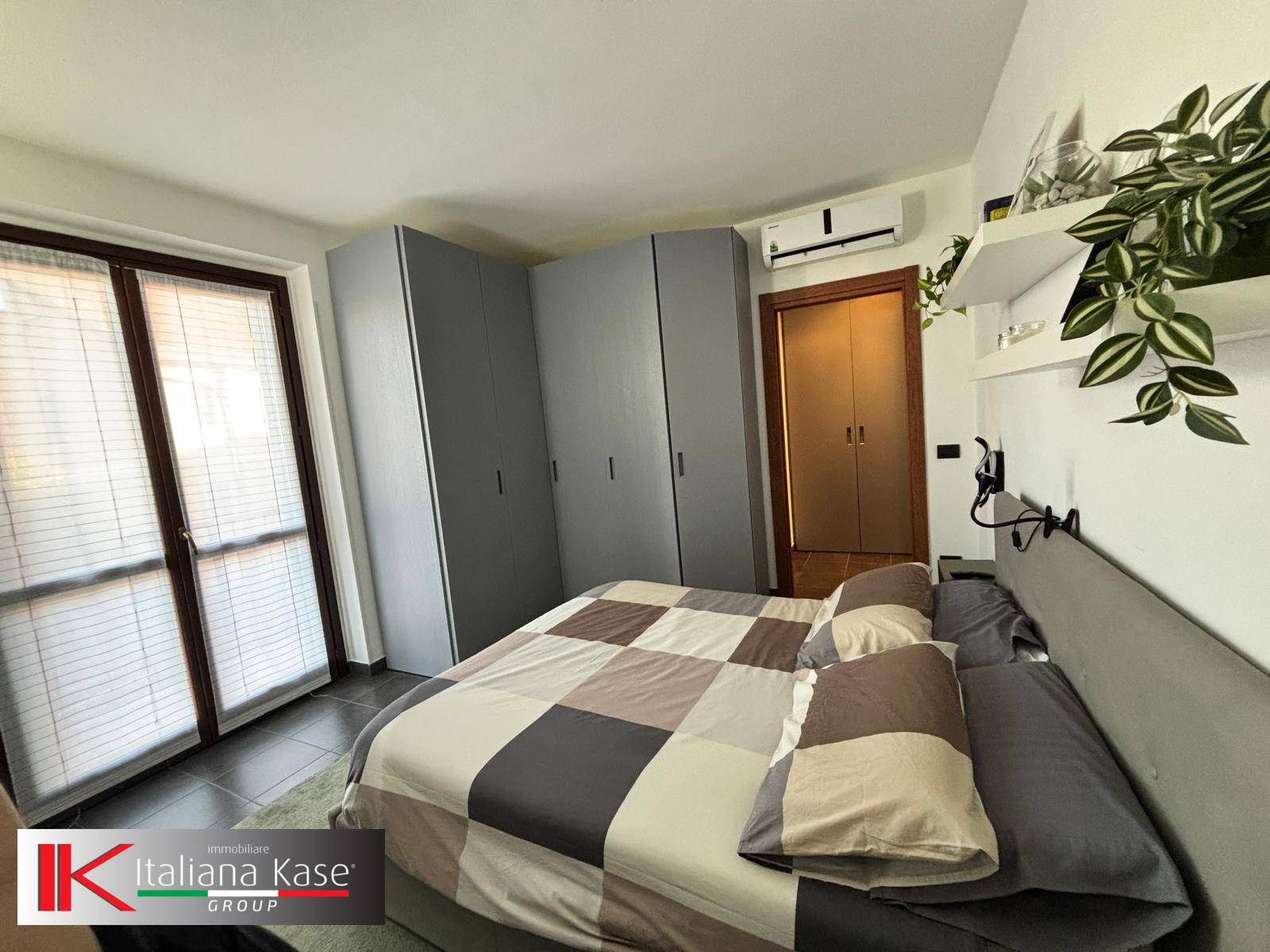 2 locali in vendita a Brandizzo