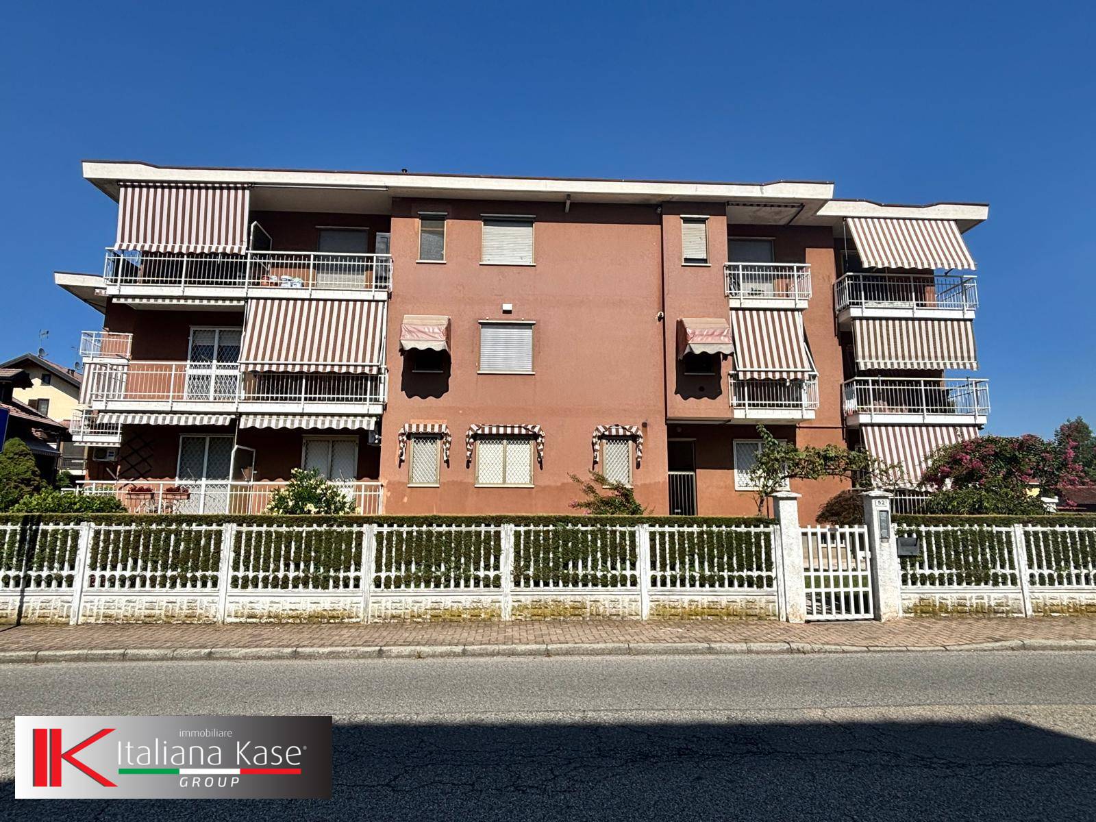 2 locali in vendita a Brandizzo