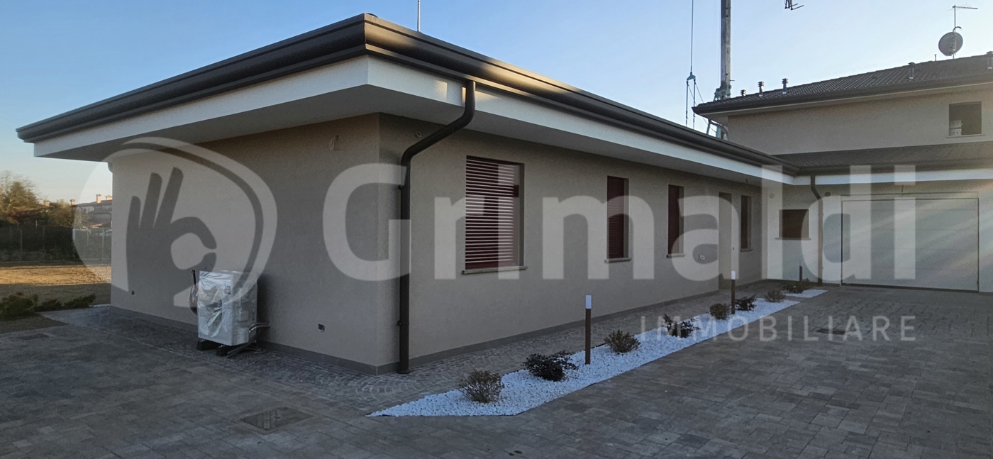 Villa con box a Padova