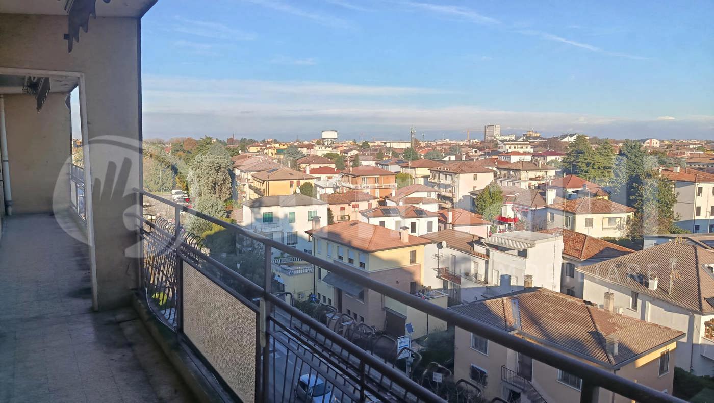 Appartamento con box doppio a Padova