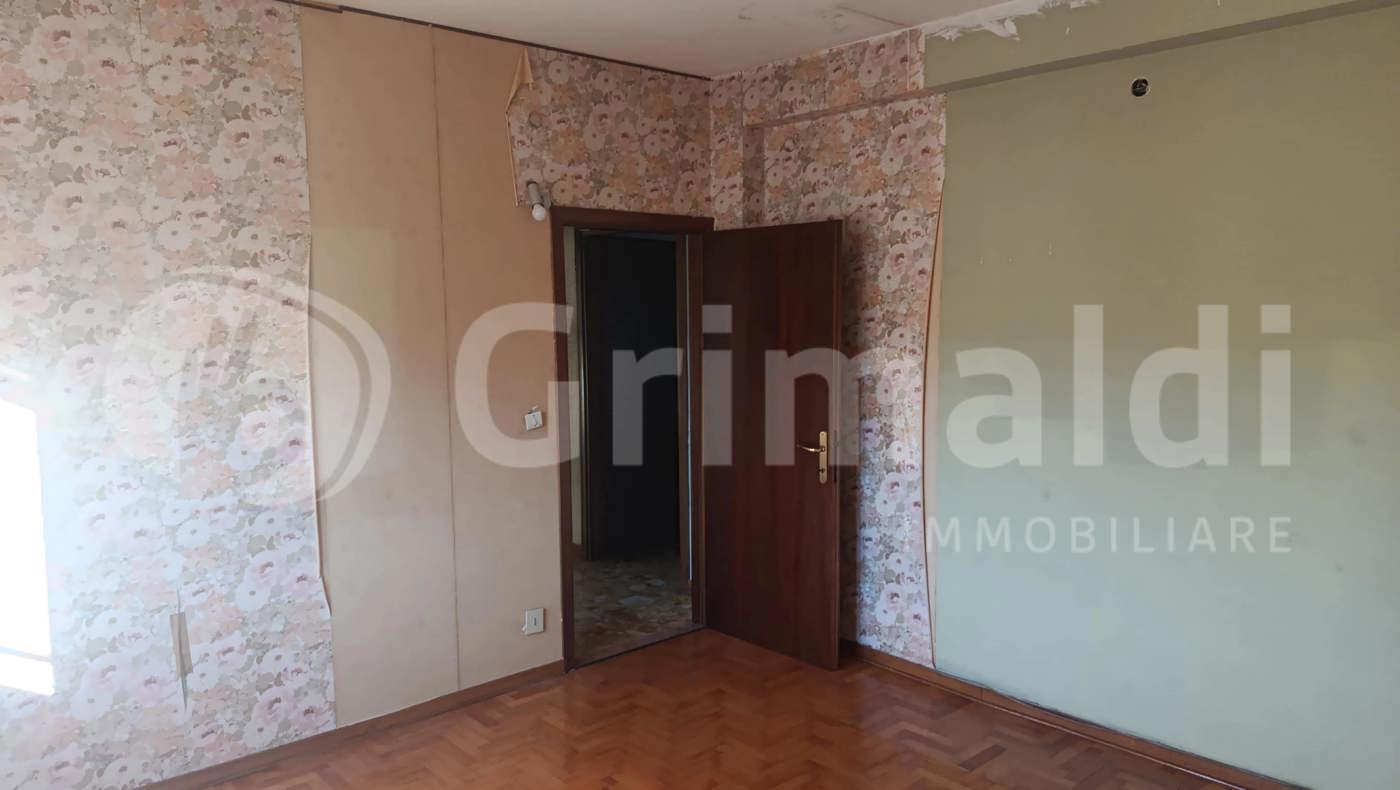 Quadrilocale con box a Padova