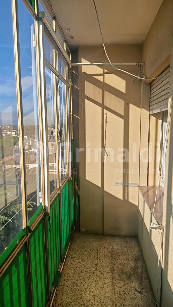 Quadrilocale con box a Padova