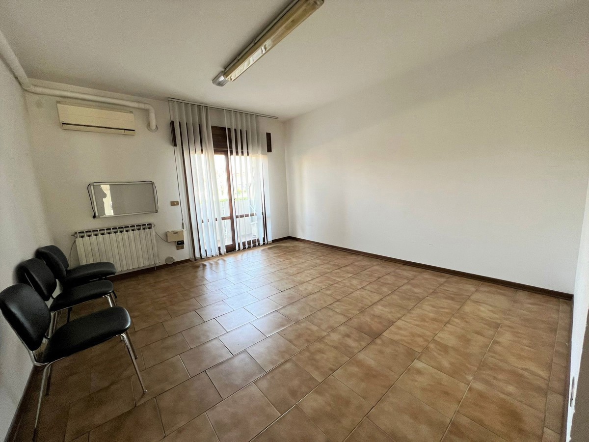 Ufficio in affitto a Cadoneghe