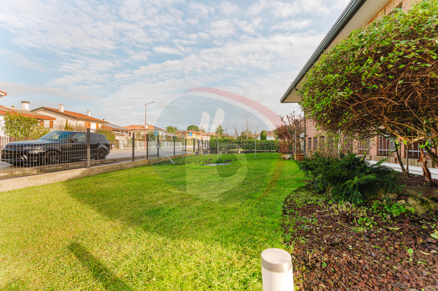 Villa Bifamiliare con giardino a Cadoneghe