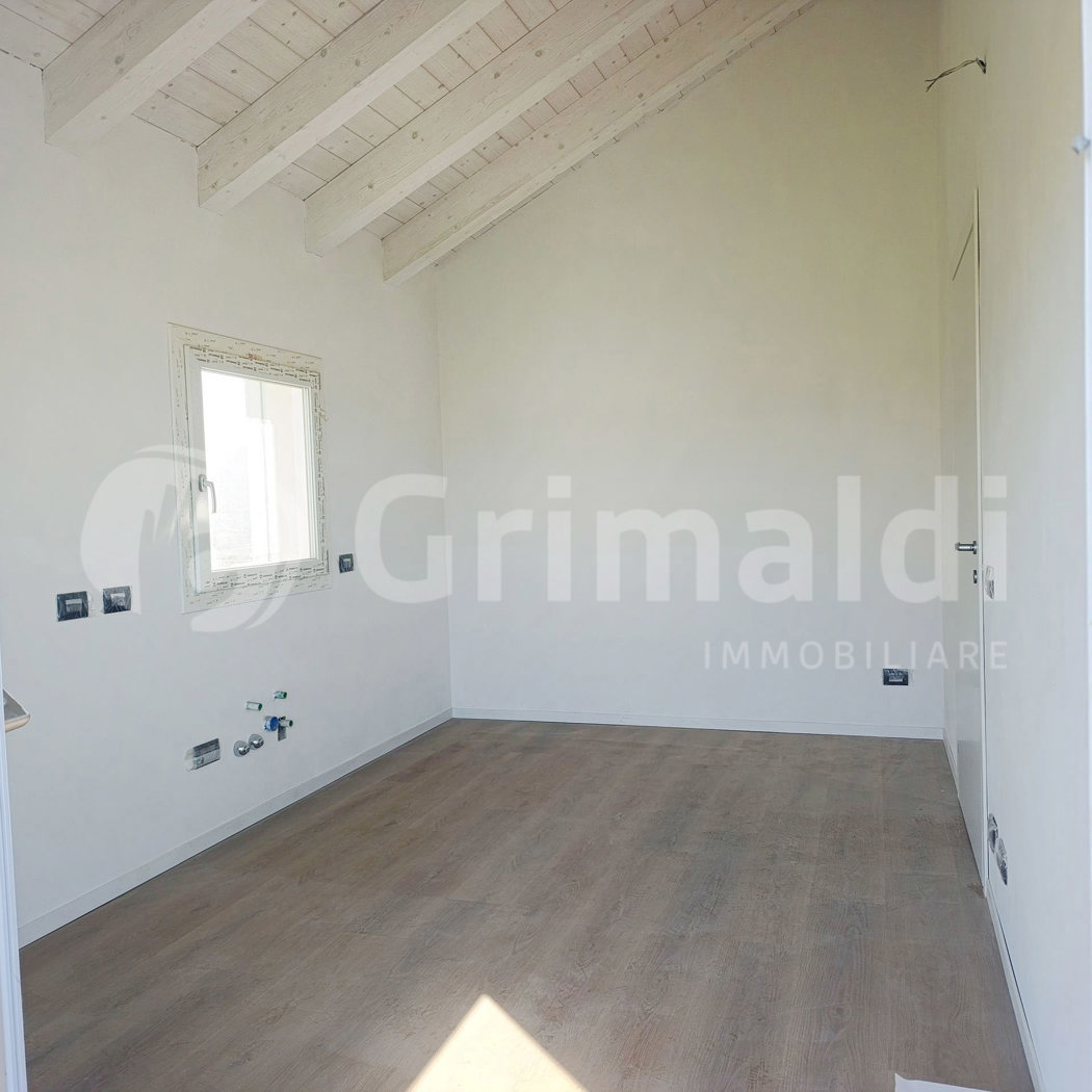 Villa Bifamiliare con giardino a Padova