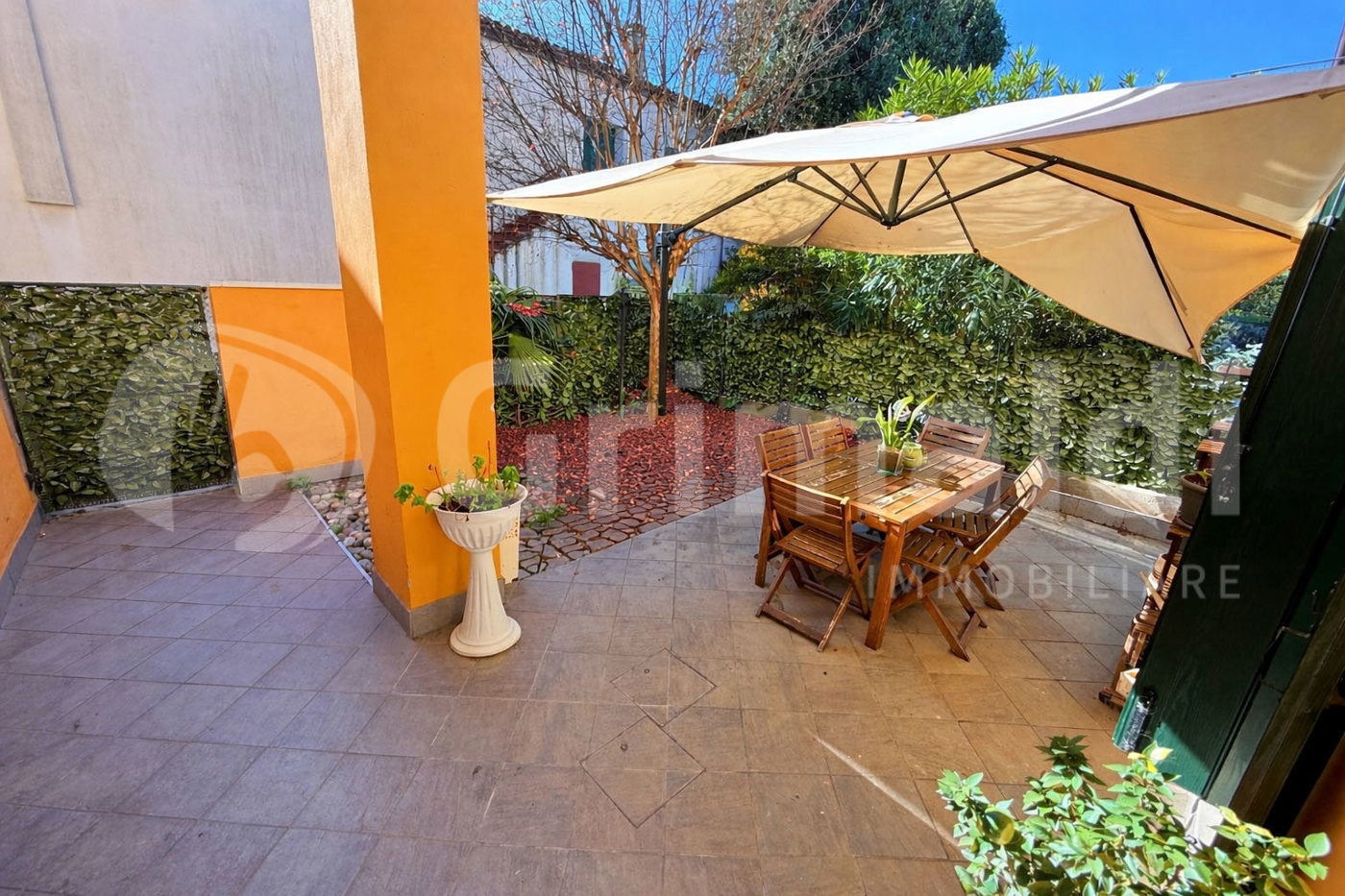 Villa Bifamiliare con giardino a Padova