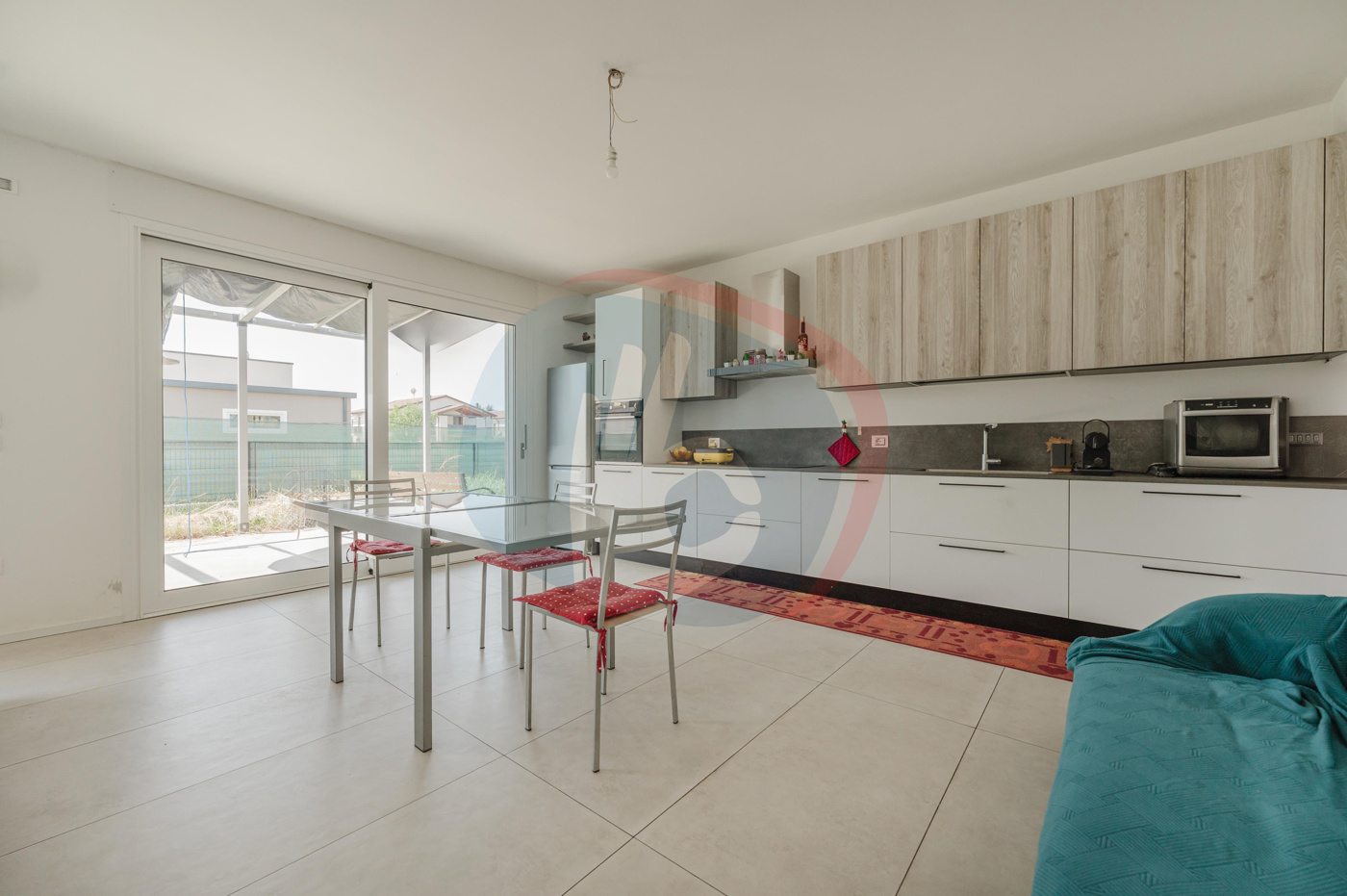 Villa con giardino a Loria