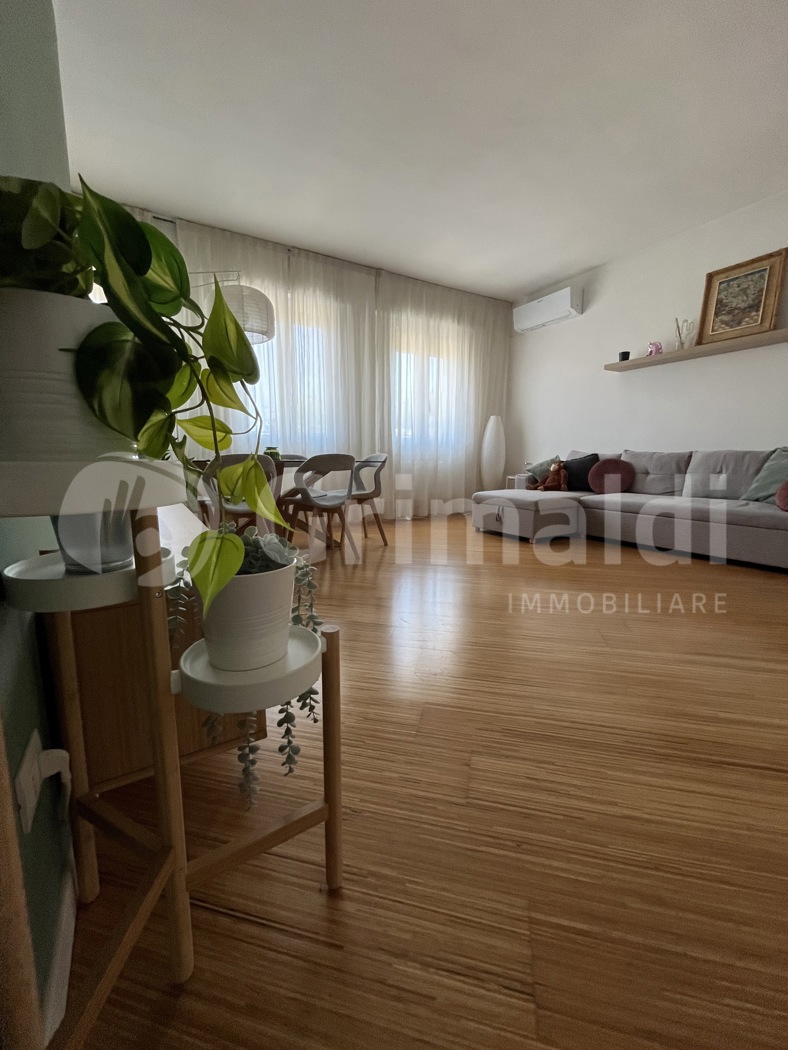 Quadrilocale arredato in affitto a Padova